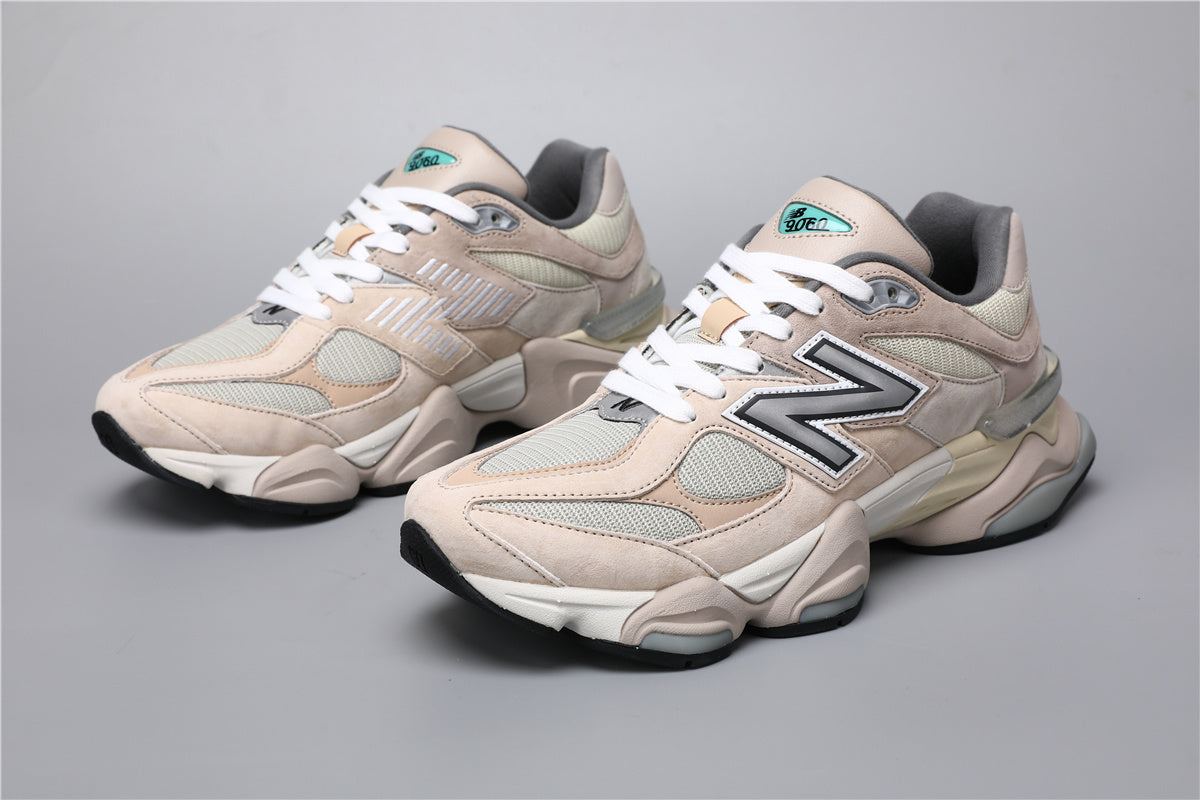New Balance 9060 Unisex-Sneaker Beige