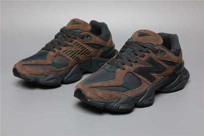 New Balance 9060 -unisex-lenkkarit, kahvinruskea